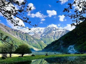 سفر به دوهزار تنکابن